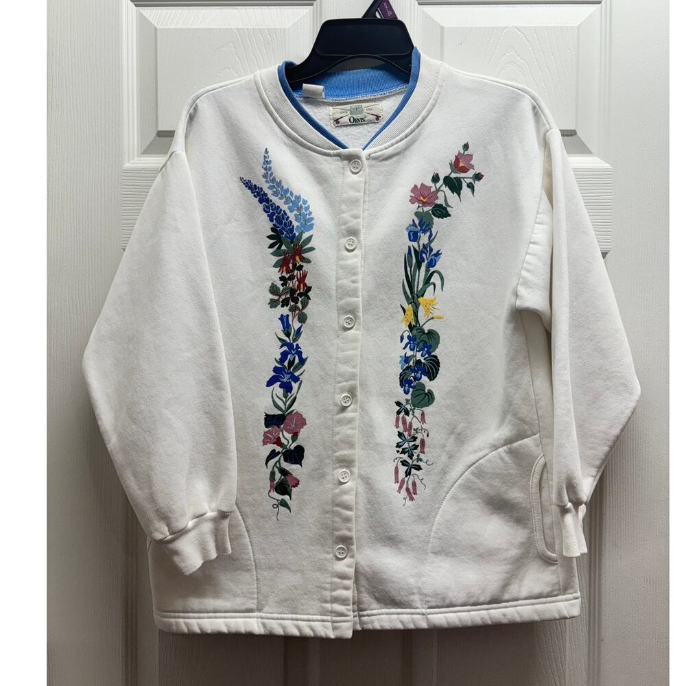 Vintage Orvis Women's Size Medium White Floral Button Up Granny Sweater